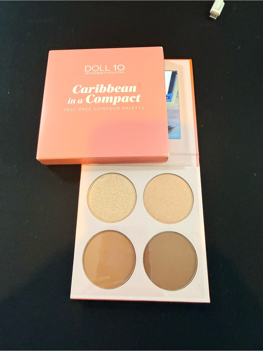 Dollcake Caribbean in a Compact - Peach & Bronze Contour Palette